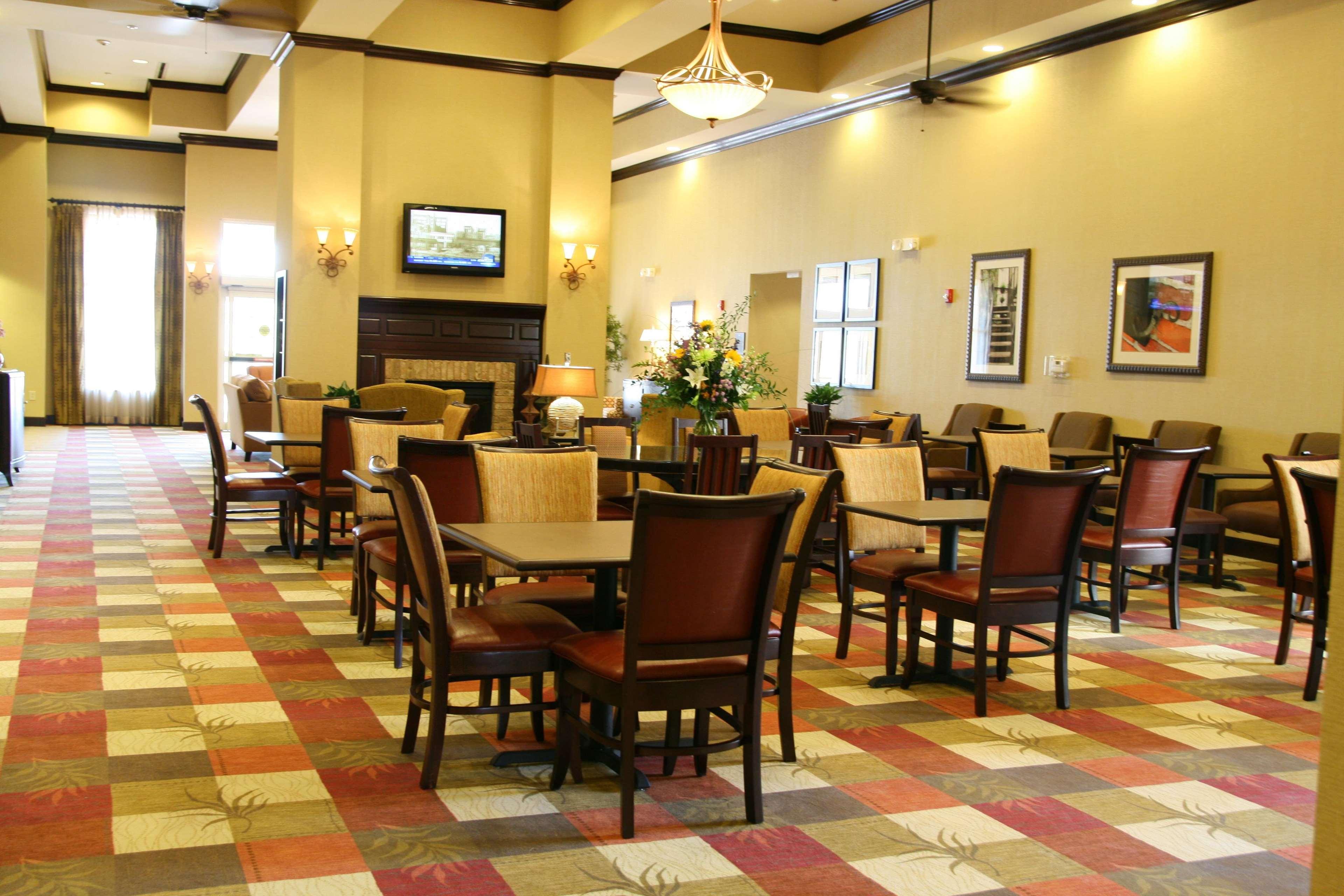 Homewood Suites By Hilton Macon-North Экстерьер фото