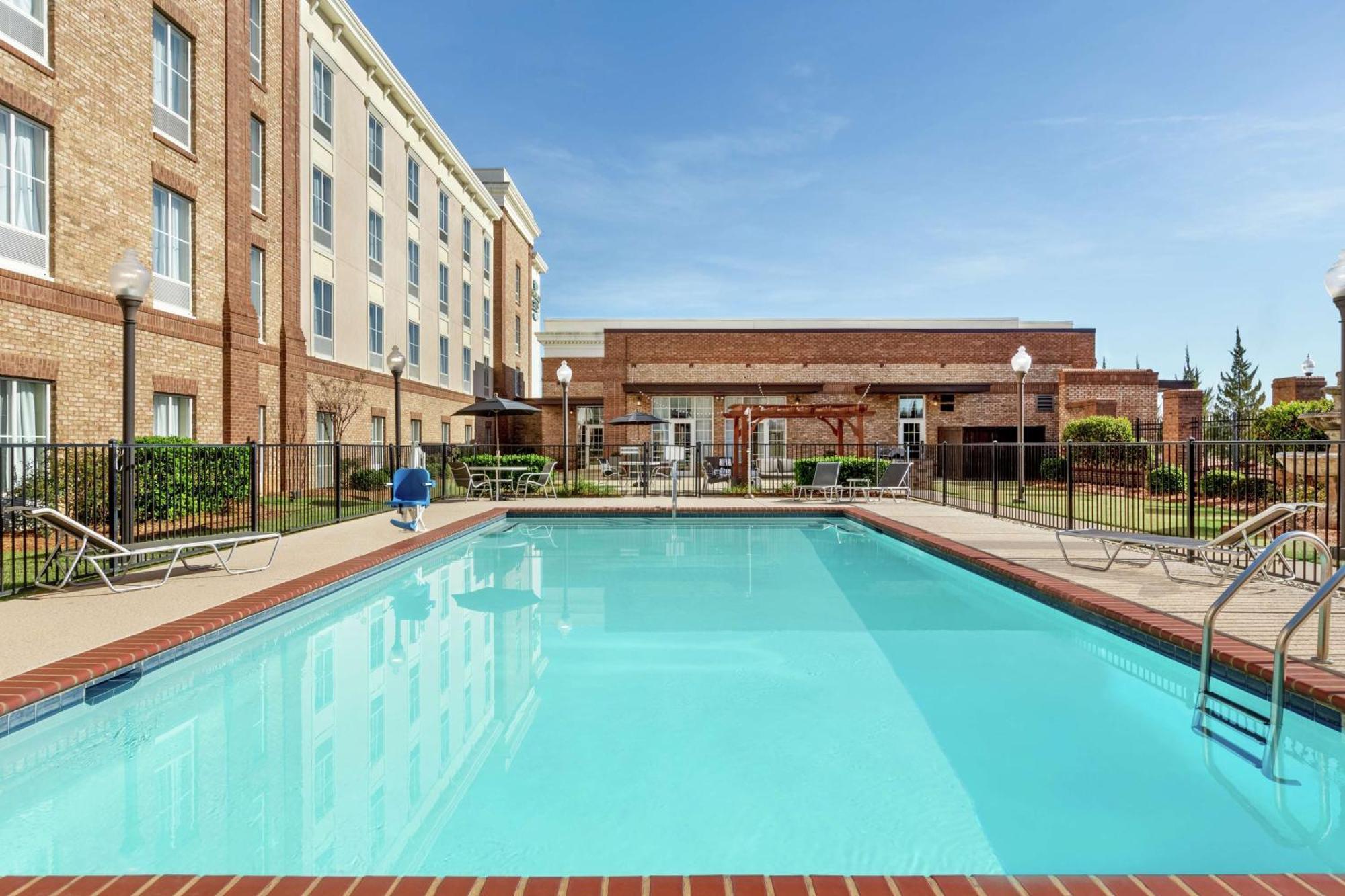 Homewood Suites By Hilton Macon-North Экстерьер фото